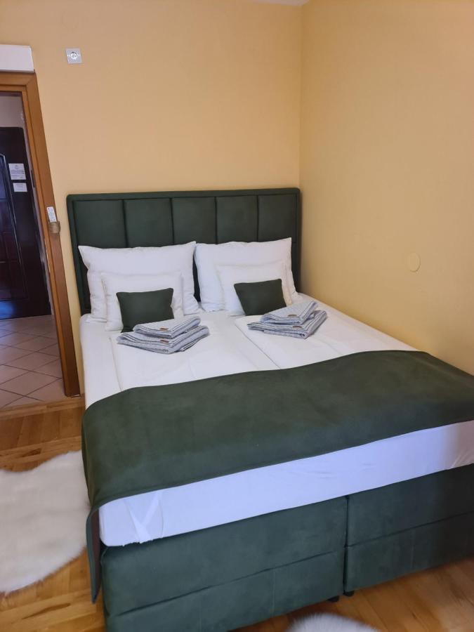 Apartman *Joy* Osijek Exterior photo